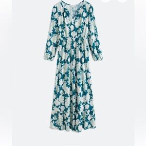NWT Gilli Teal and Cream Floral Dress: Ari Smock Waist Maxi Dress